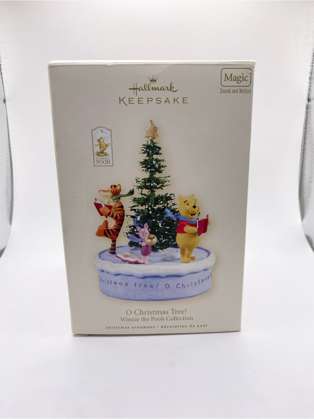 Hallmark Disney Ornament O Christmas Tree 2008 Winnie the Pooh *works*